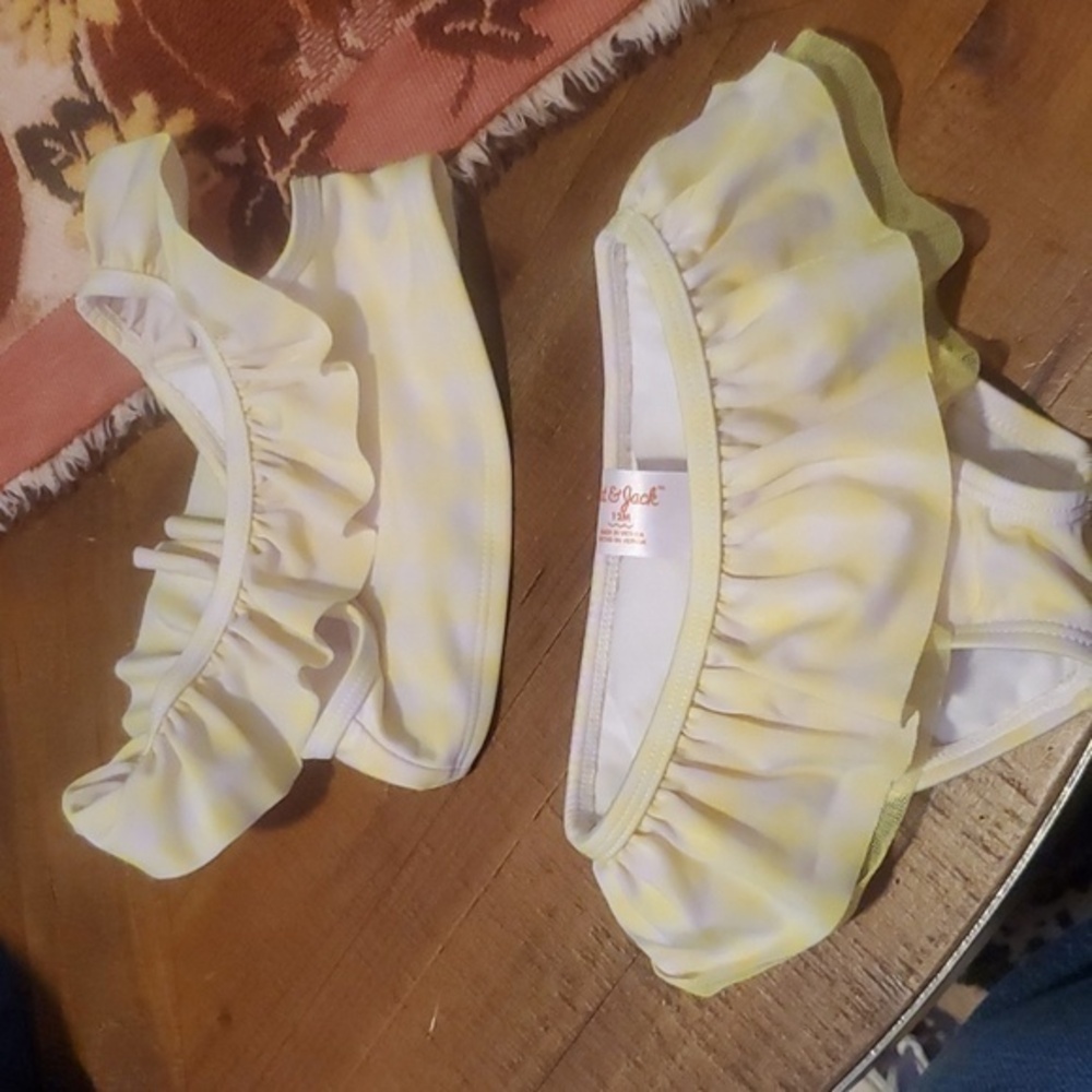 🐻    Cat & Jack Bikini 👙 size 12M
